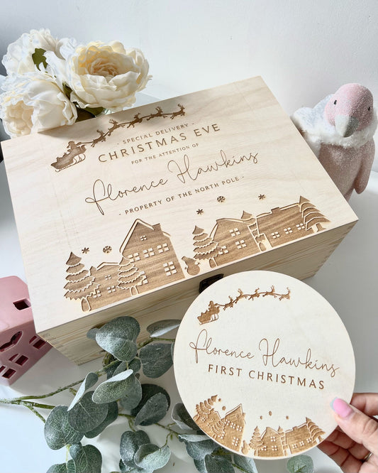 Personalised Engraved Baby's First Christmas Name Plaque. Keepsake Christmas Decoration. Wooden Baby Gift. Social Media Photo Prop Disc