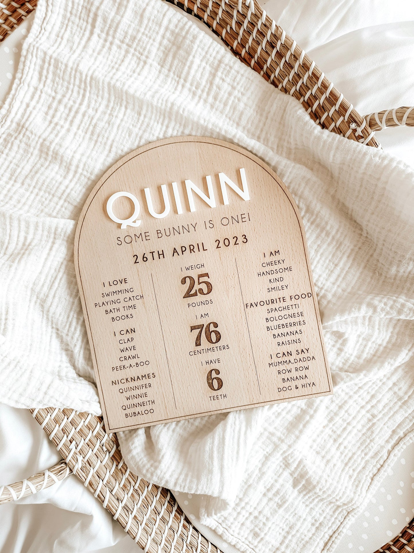 Personalised First Birthday Board | Reusable Birthday Whiteboard | Baby Shower Gifts | Grow With Me Board