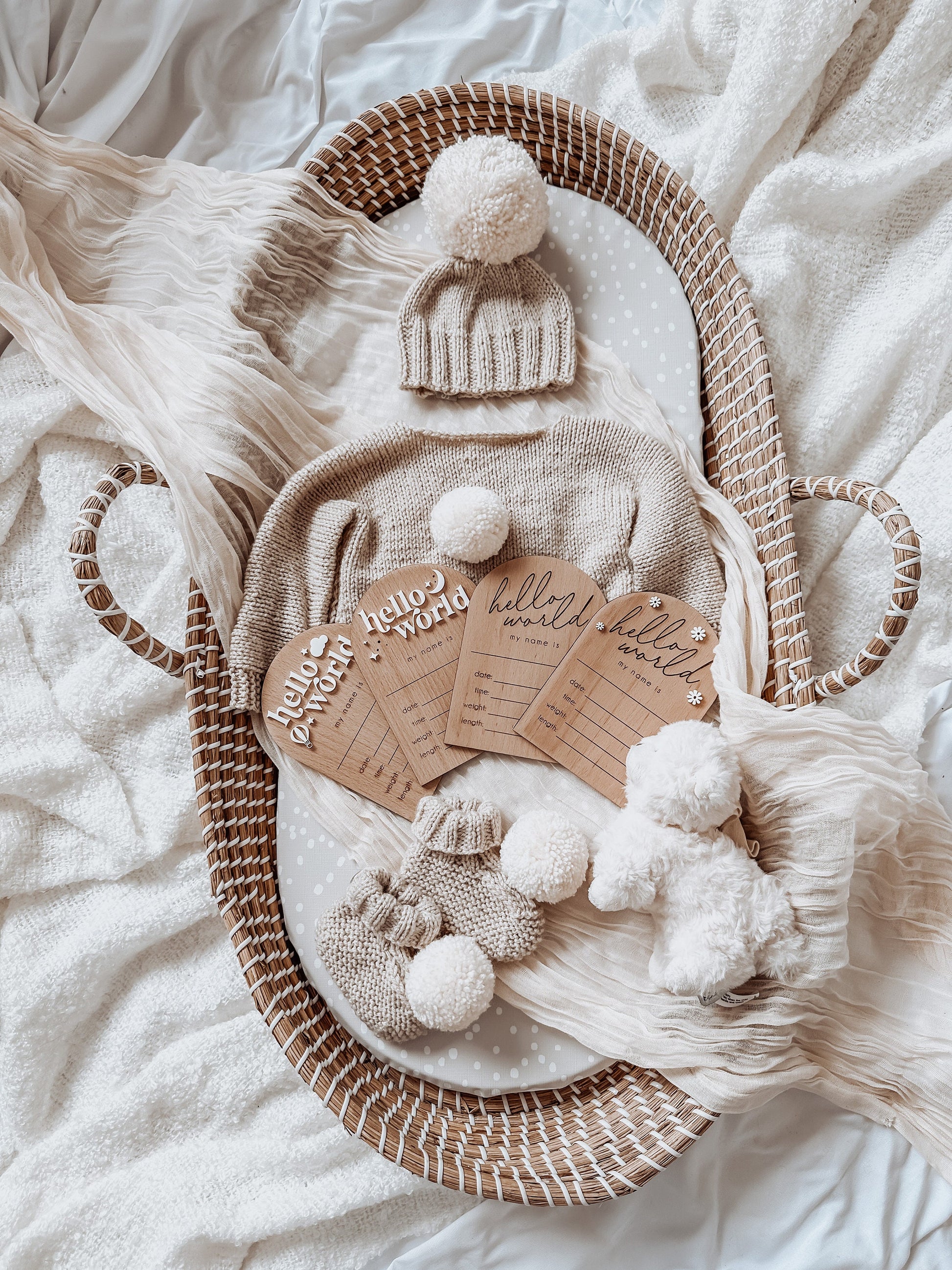 Wooden Celestial Hello World Baby Plaque. Keepsake Newborn Decoration. Wooden Baby Gift. Social Media Photo Prop Disc