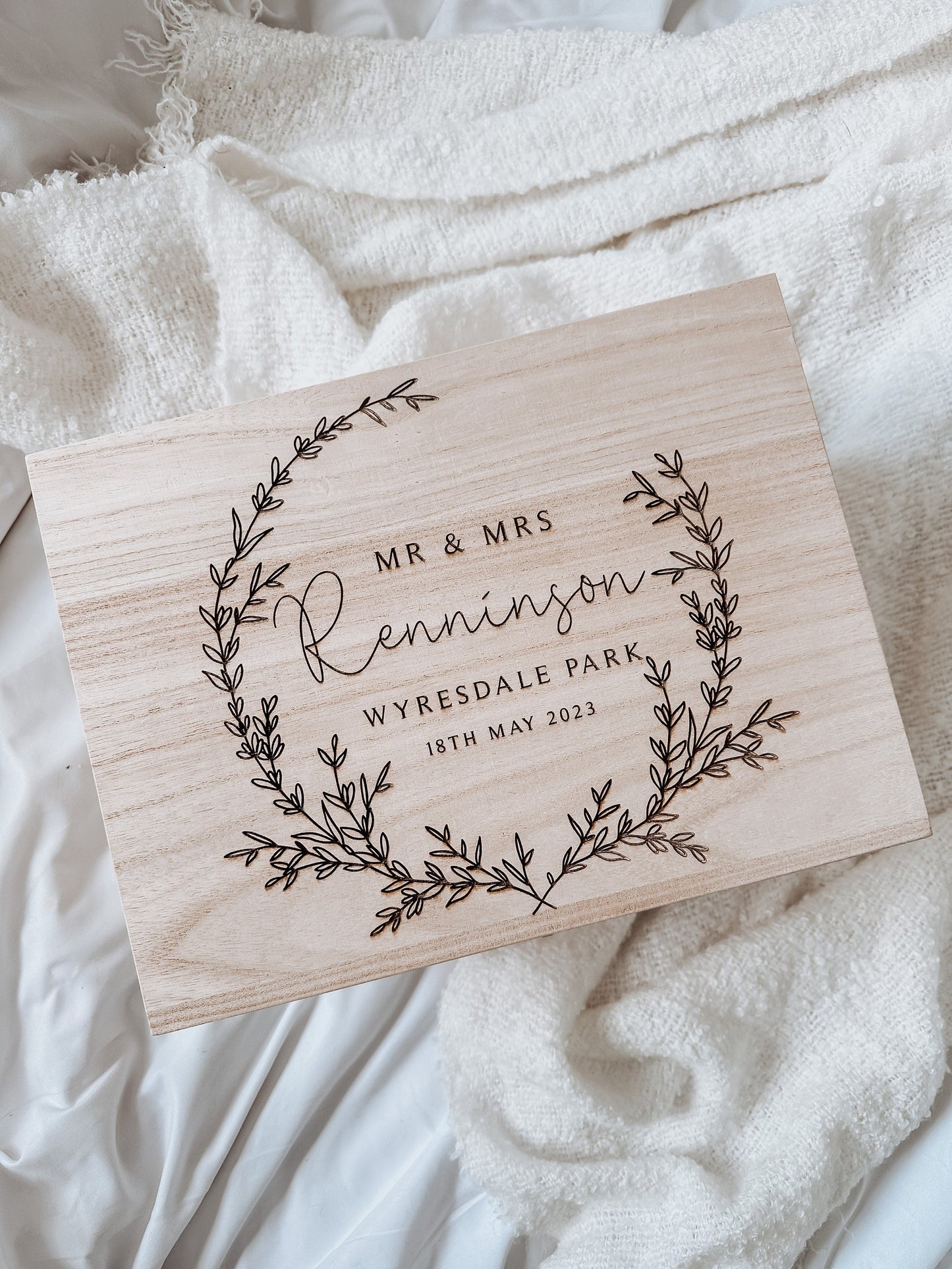 Personalized Wooden Wedding Keepsake Box - Personalised Memory Box - Wedding Memory Box- Unique Wedding gifts- laser/Hand Burnt