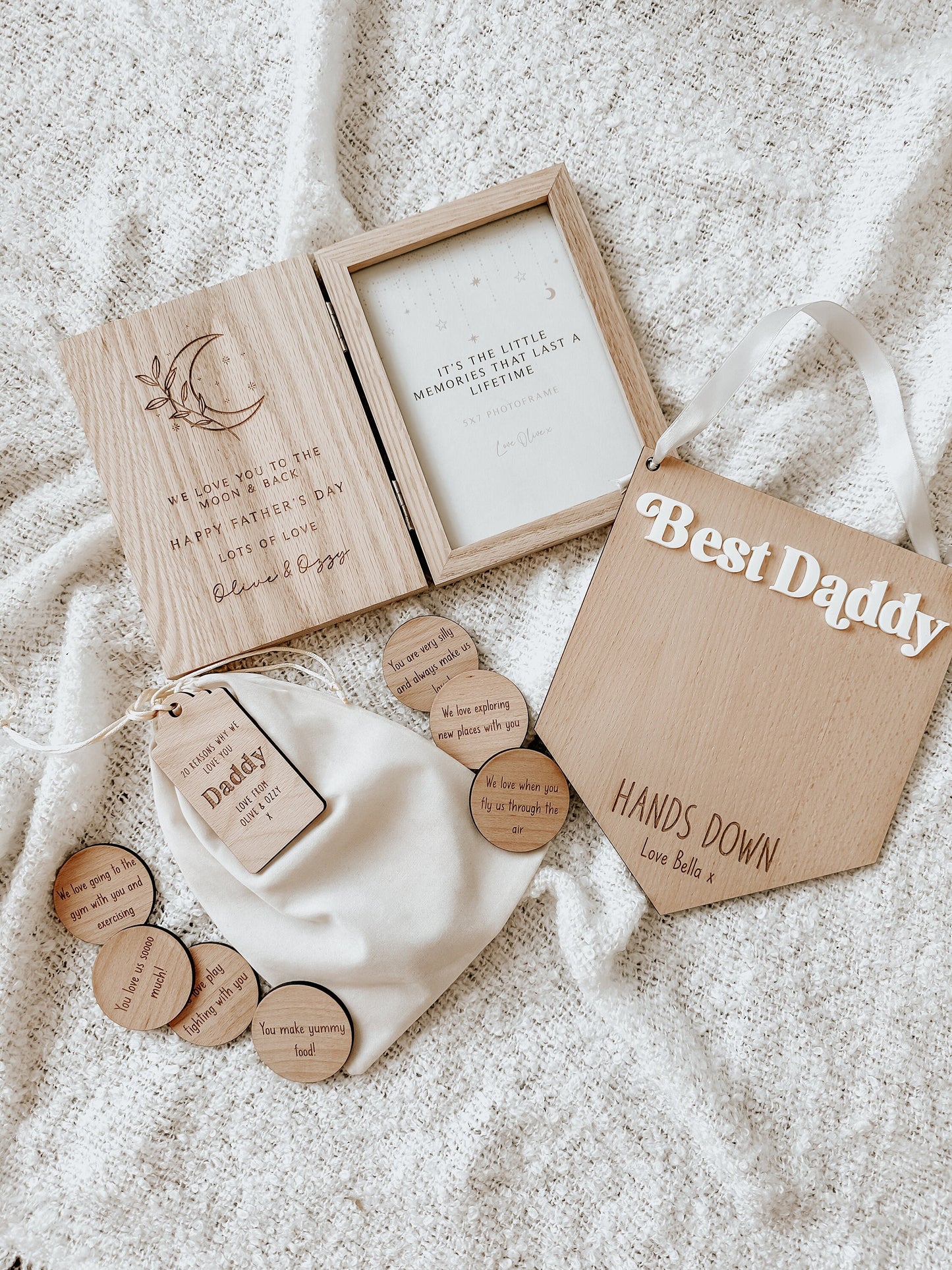 Personalised Daddy Book Photo Frame/ Father’s Day Gift/ Wooden Photo Frame with personalised engraving/ Solid Oak Wood