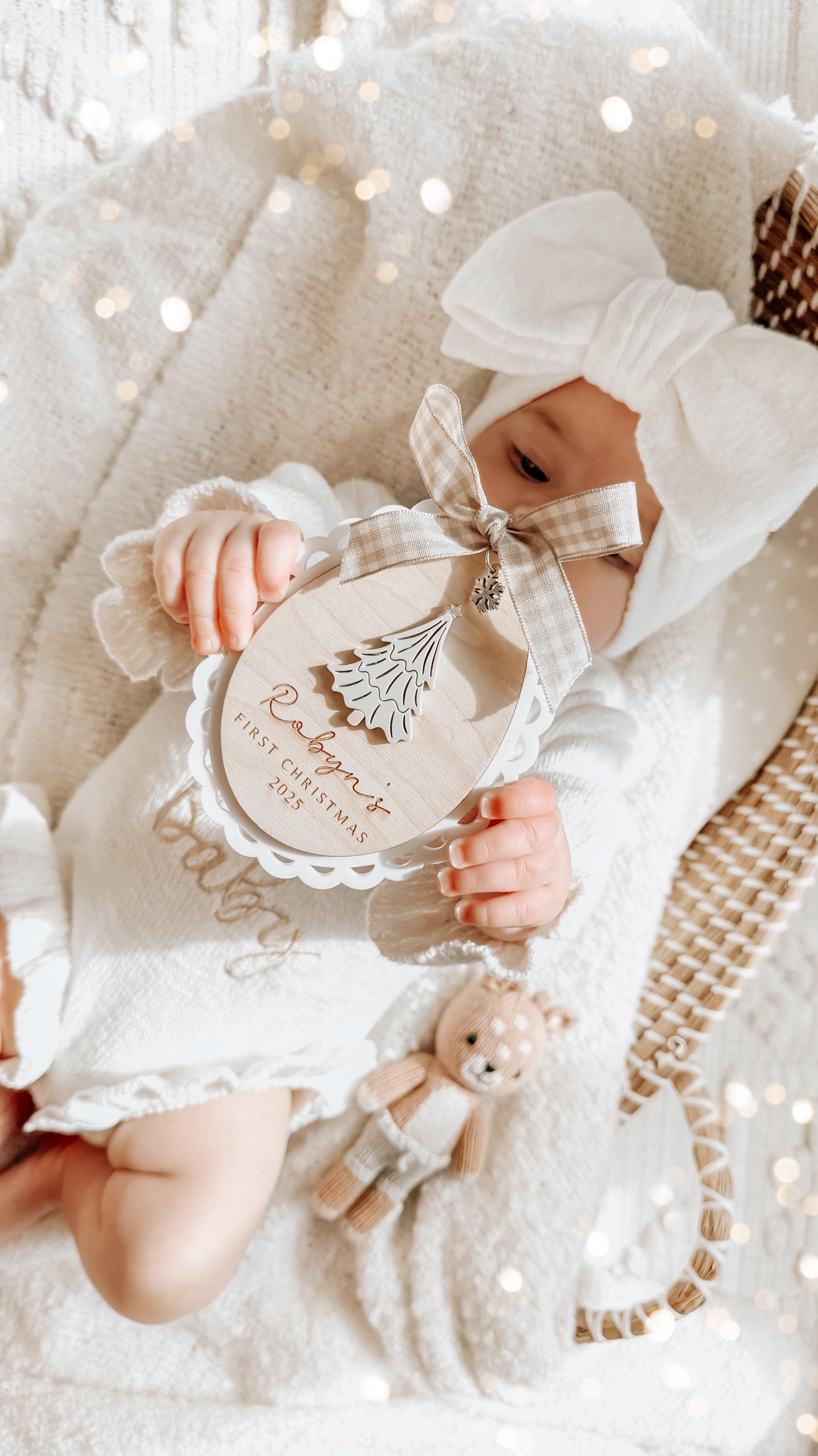 Personalised Engraved Baby's First Christmas Name Plaque. Keepsake Christmas Decoration. Wooden Baby Gift. Social Media Photo Prop Disc
