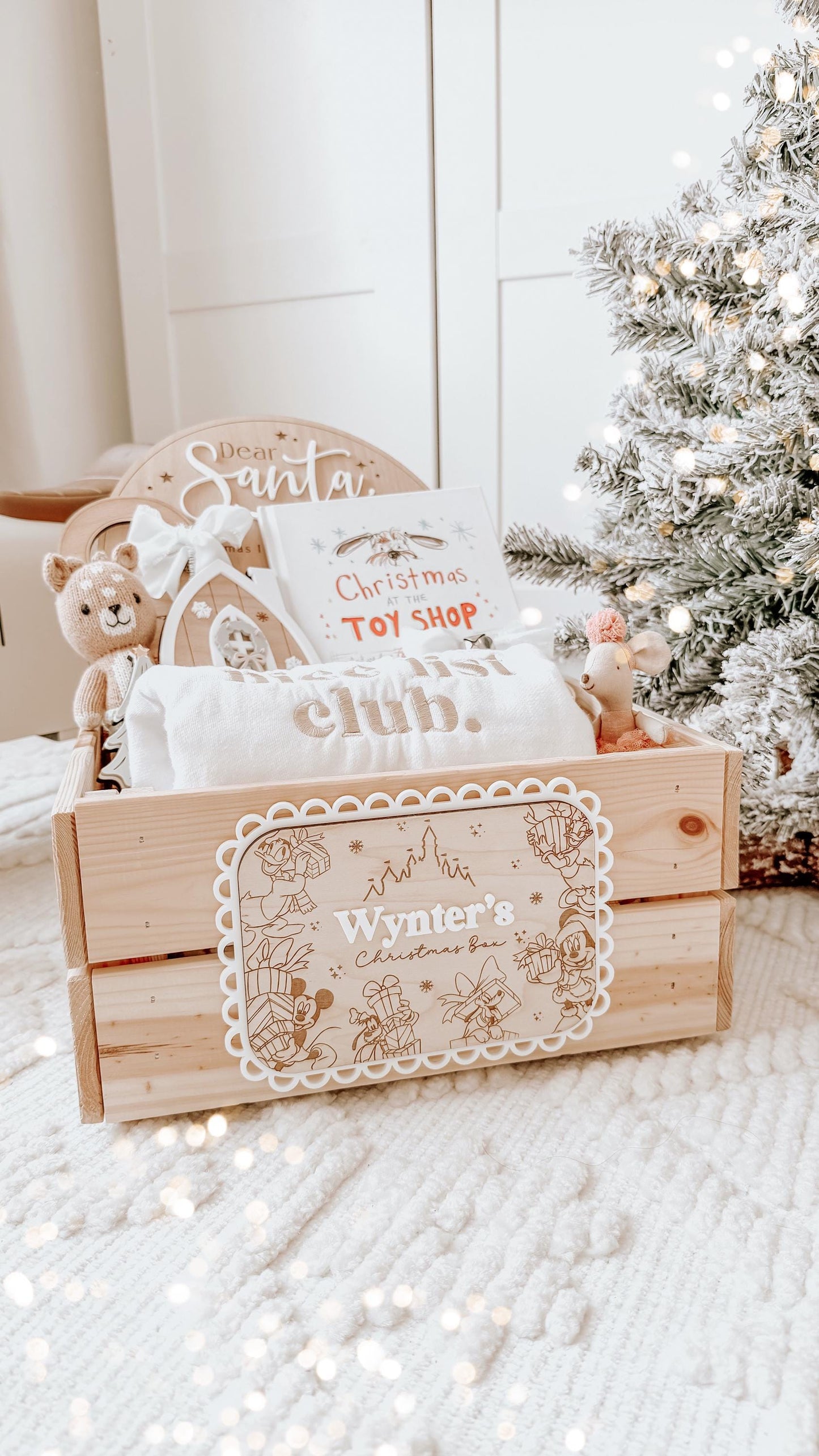 Personalised Disney Christmas Eve Crate & Plaque