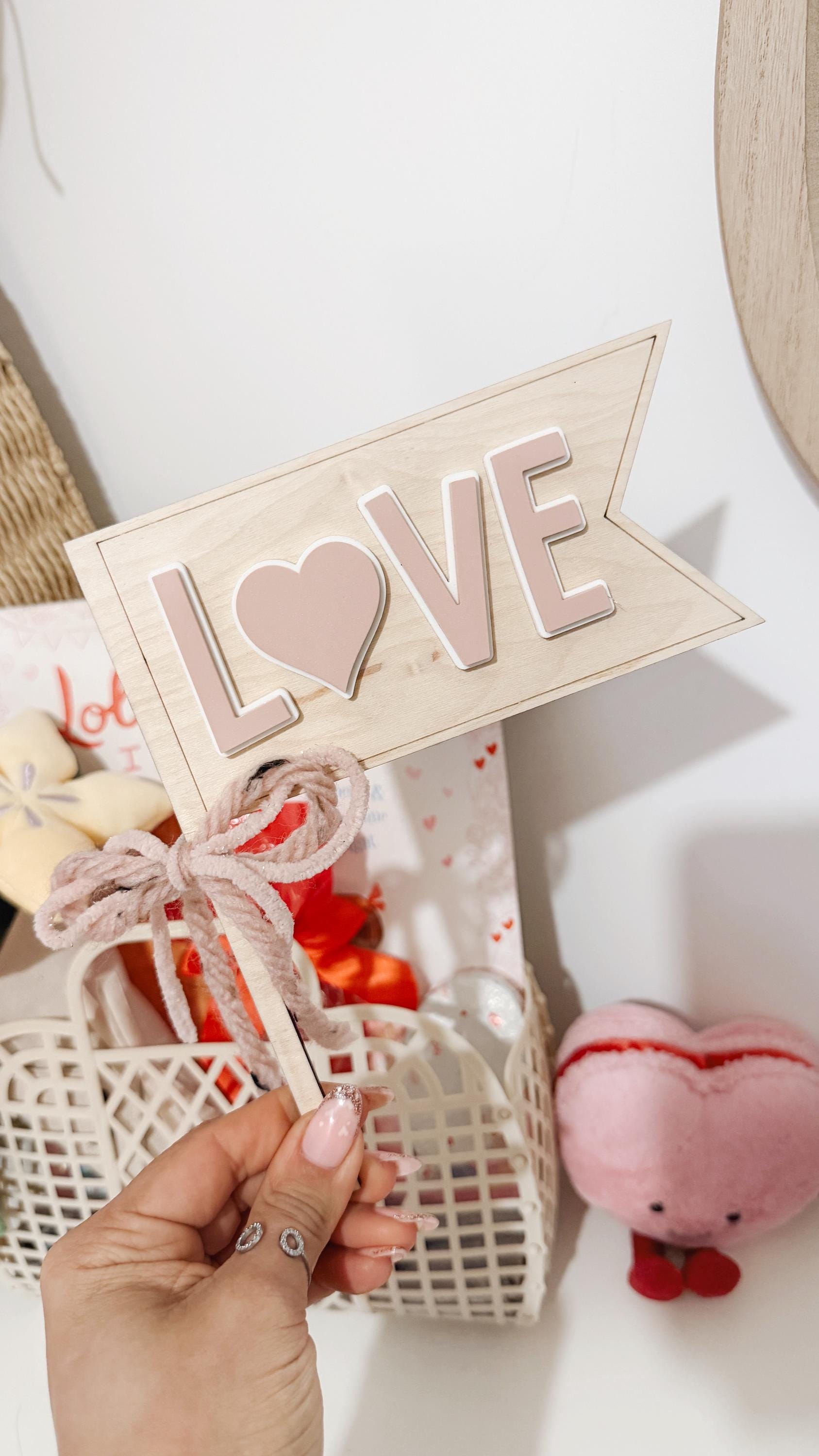 Personalised Valentine's Day XOXO Wand | Valentine's Day Gifts
