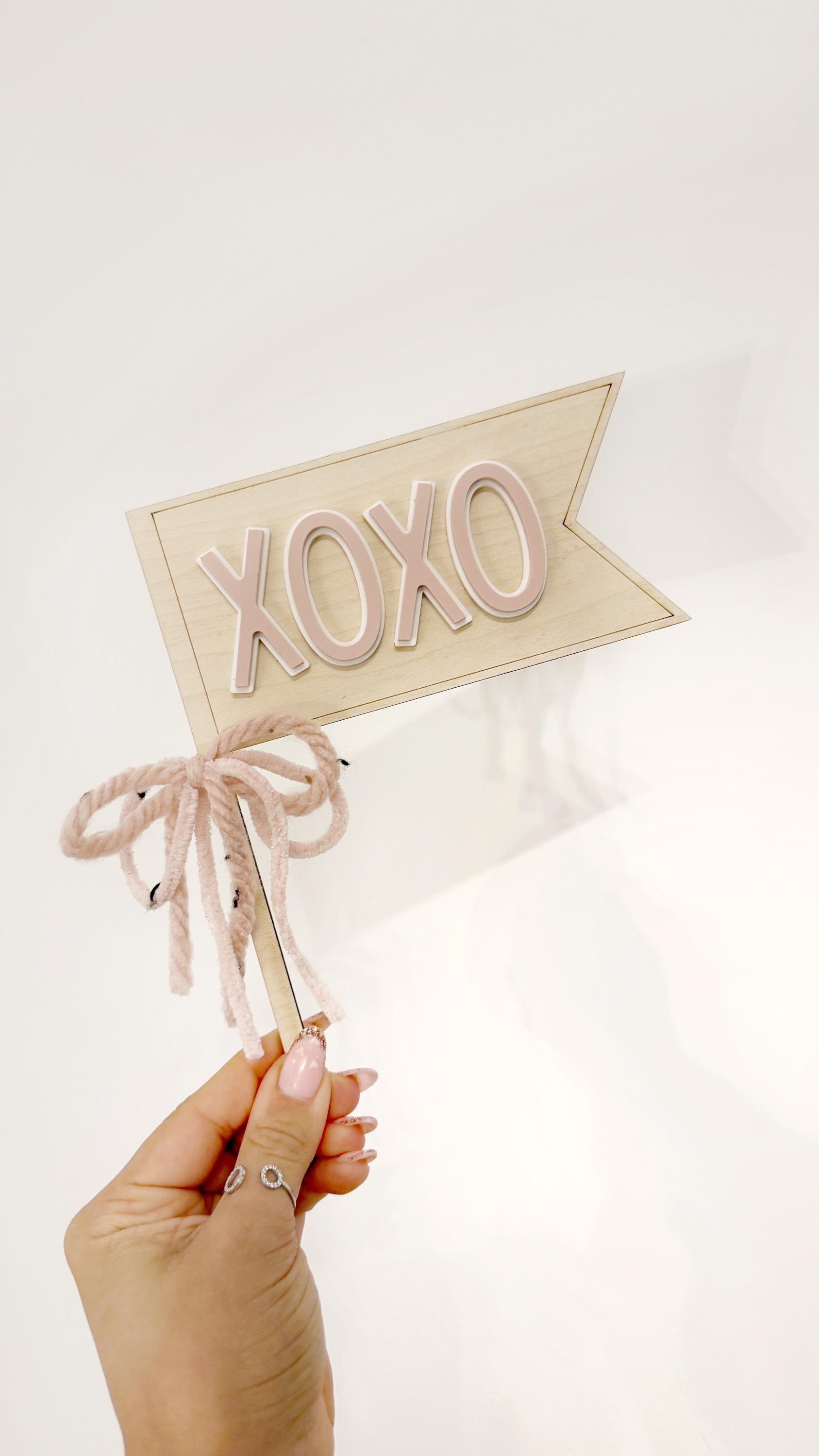 Personalised Valentine's Day XOXO Wand | Valentine's Day Gifts